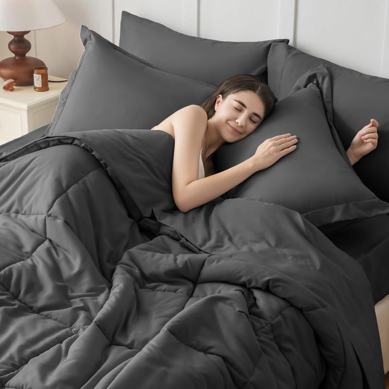 Cooling Comforter Queen Size, Down Alternative Duvet Insert with Corner Tabs, All Season Soft Quilted Bed Comforter, Lightweight Bedding for Women & Men, Grey